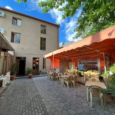 Hotel Old Kayaran Erivan Exterior foto